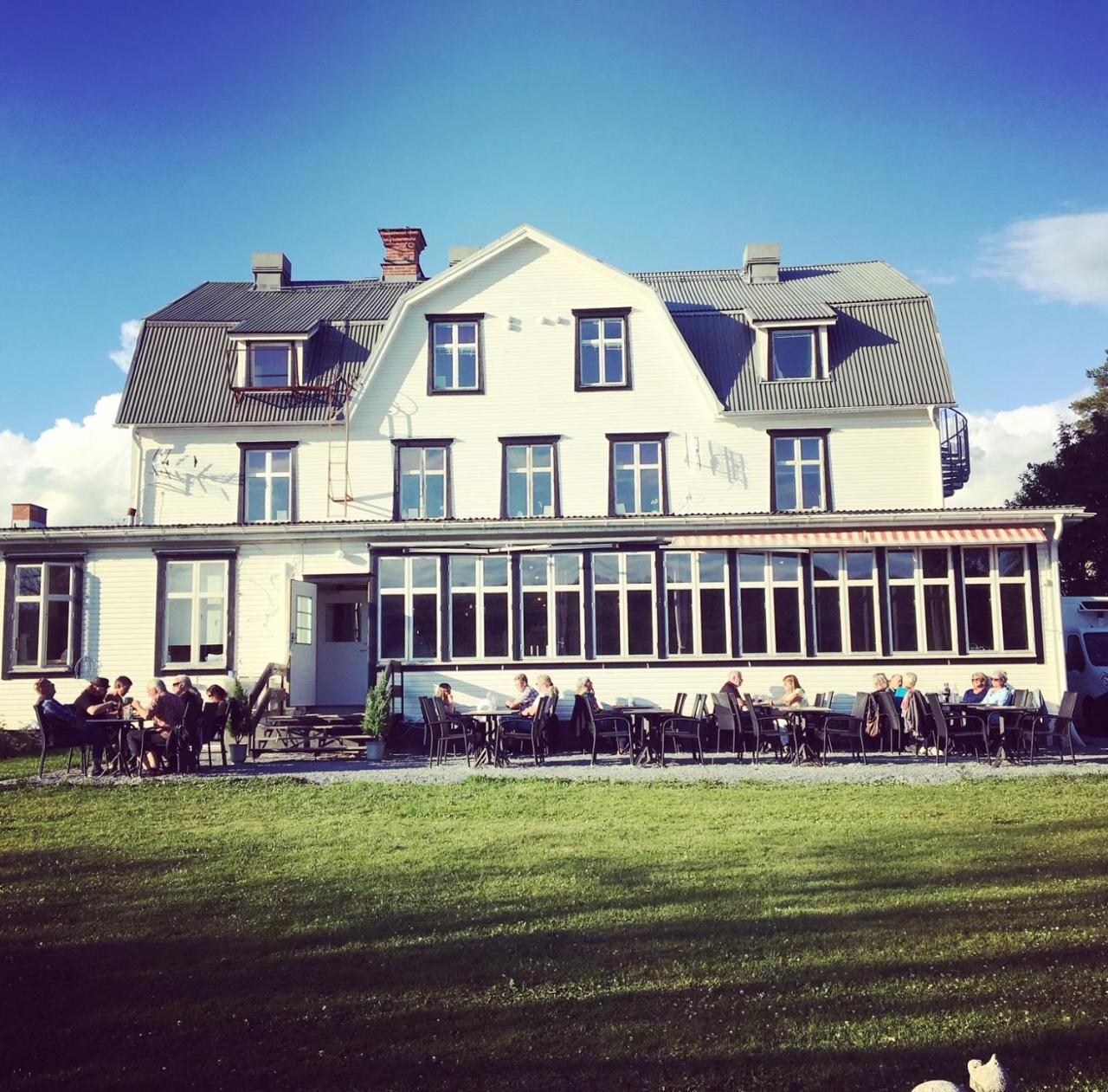 Hotell Restaurang Nämforsen Näsåker Exteriör bild